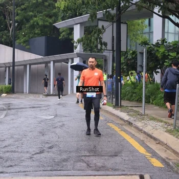 Runner Photo 7933648