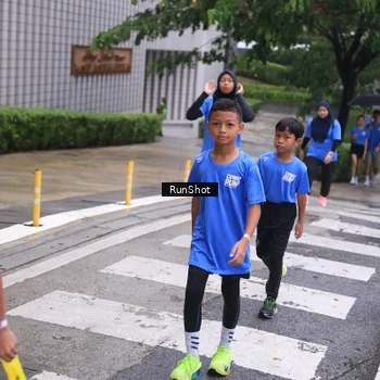 Runner Photo 7933650