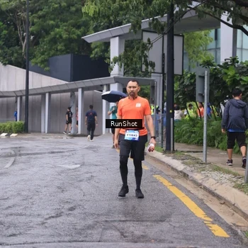 Runner Photo 7933655