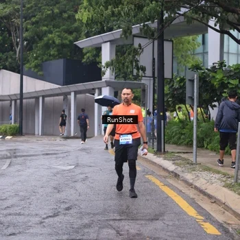 Runner Photo 7933656