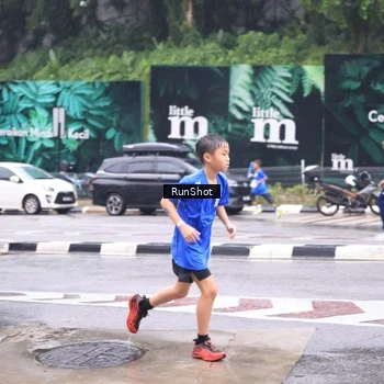 Runner Photo 7933681