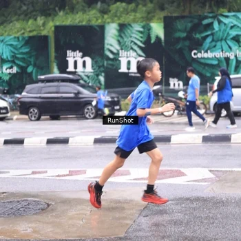Runner Photo 7933689