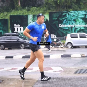 Runner Photo 7933703
