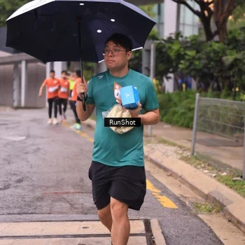 Runner Photo 7933710