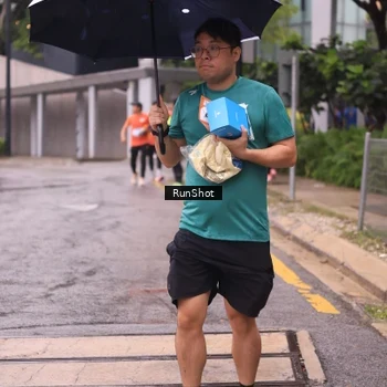 Runner Photo 7933712