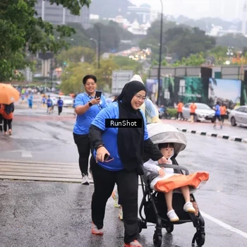 Runner Photo 7933724