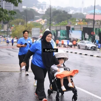 Runner Photo 7933727