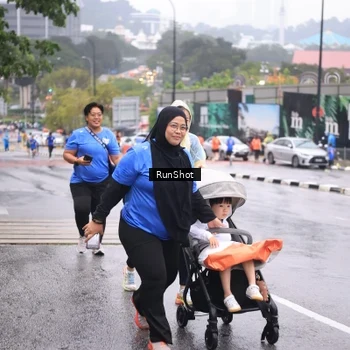 Runner Photo 7933730