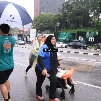 Runner Photo 7933737
