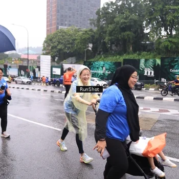 Runner Photo 7933740