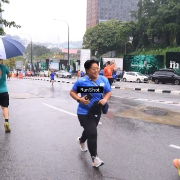 Runner Photo 7933749