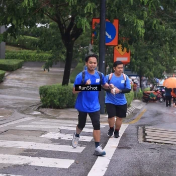 Runner Photo 7933787