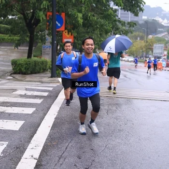 Runner Photo 7933834