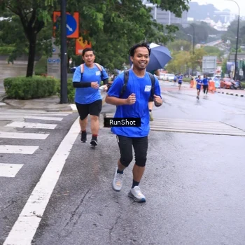 Runner Photo 7933837