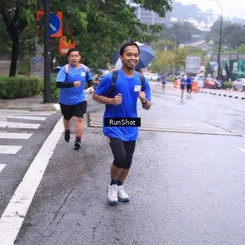 Runner Photo 7933838