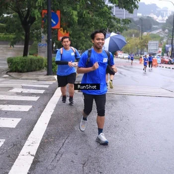 Runner Photo 7933855