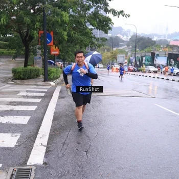 Runner Photo 7933857