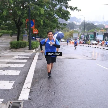 Runner Photo 7933858