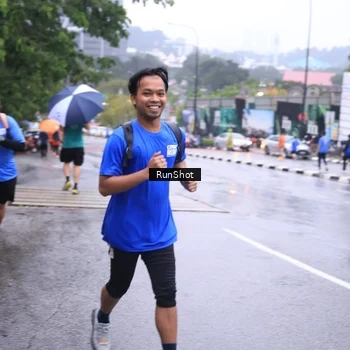 Runner Photo 7933862