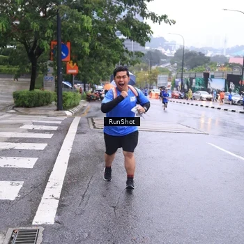 Runner Photo 7933865