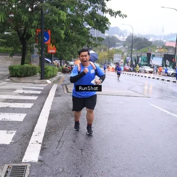 Runner Photo 7933868