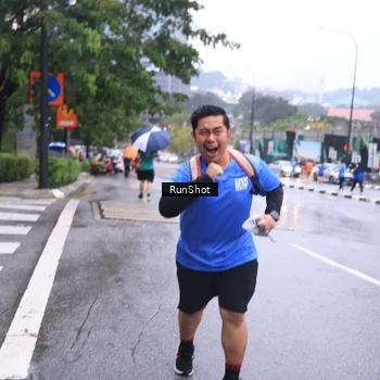 Runner Photo 7933872