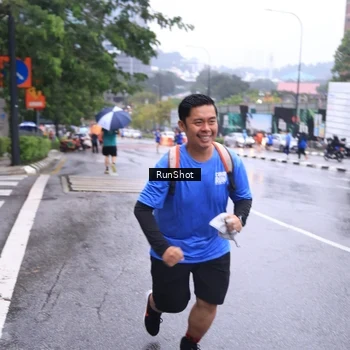 Runner Photo 7933874