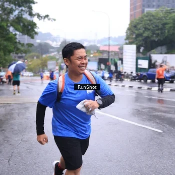 Runner Photo 7933878