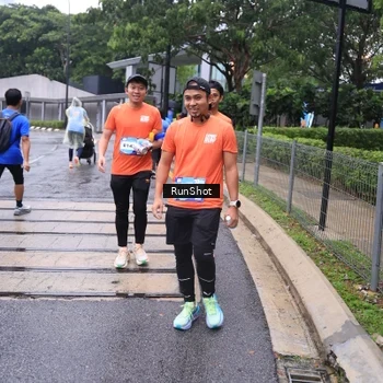 Runner Photo 7933882