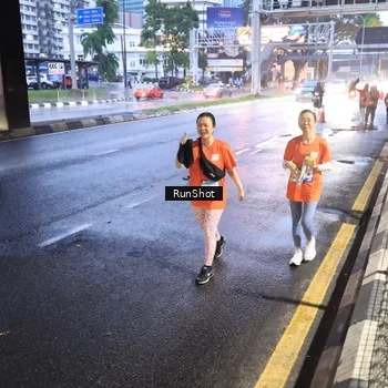 Runner Photo 7933888