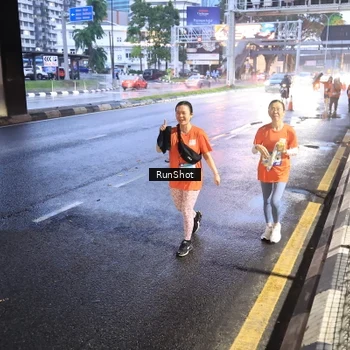 Runner Photo 7933898
