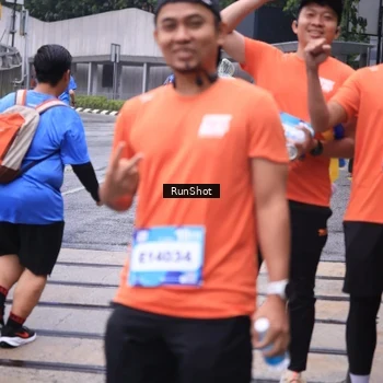 Runner Photo 7933902