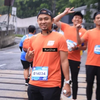 Runner Photo 7933908