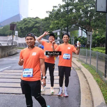 Runner Photo 7933911