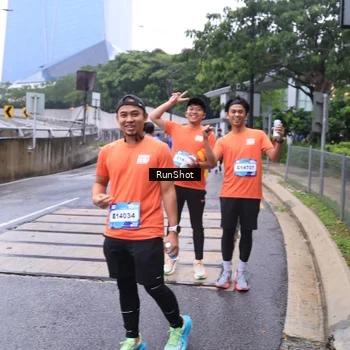 Runner Photo 7933915