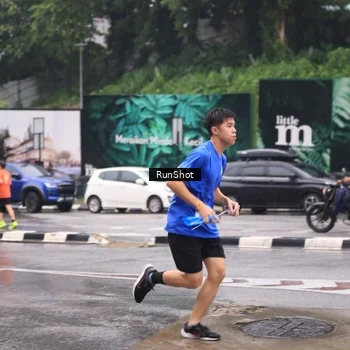 Runner Photo 7933939