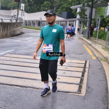 Runner Photo 7933940