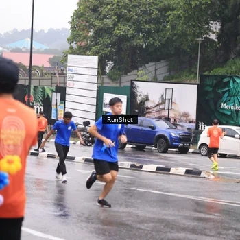 Runner Photo 7933943