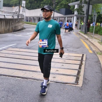Runner Photo 7933946