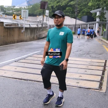 Runner Photo 7933948