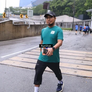 Runner Photo 7933950