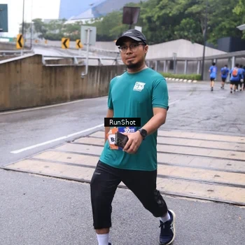 Runner Photo 7933954
