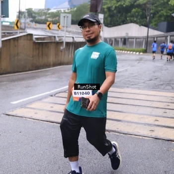 Runner Photo 7933955