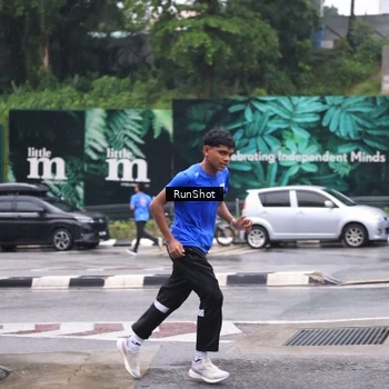 Runner Photo 7933961