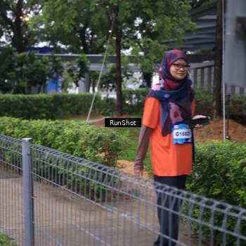 Runner Photo 7933982