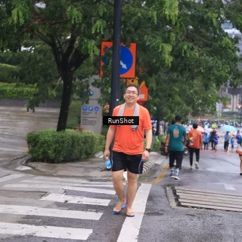 Runner Photo 7934009