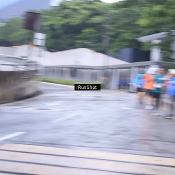 Runner Photo 7934012