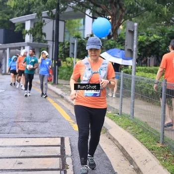 Runner Photo 7934013