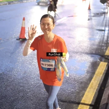Runner Photo 7934019