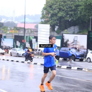 Runner Photo 7934021